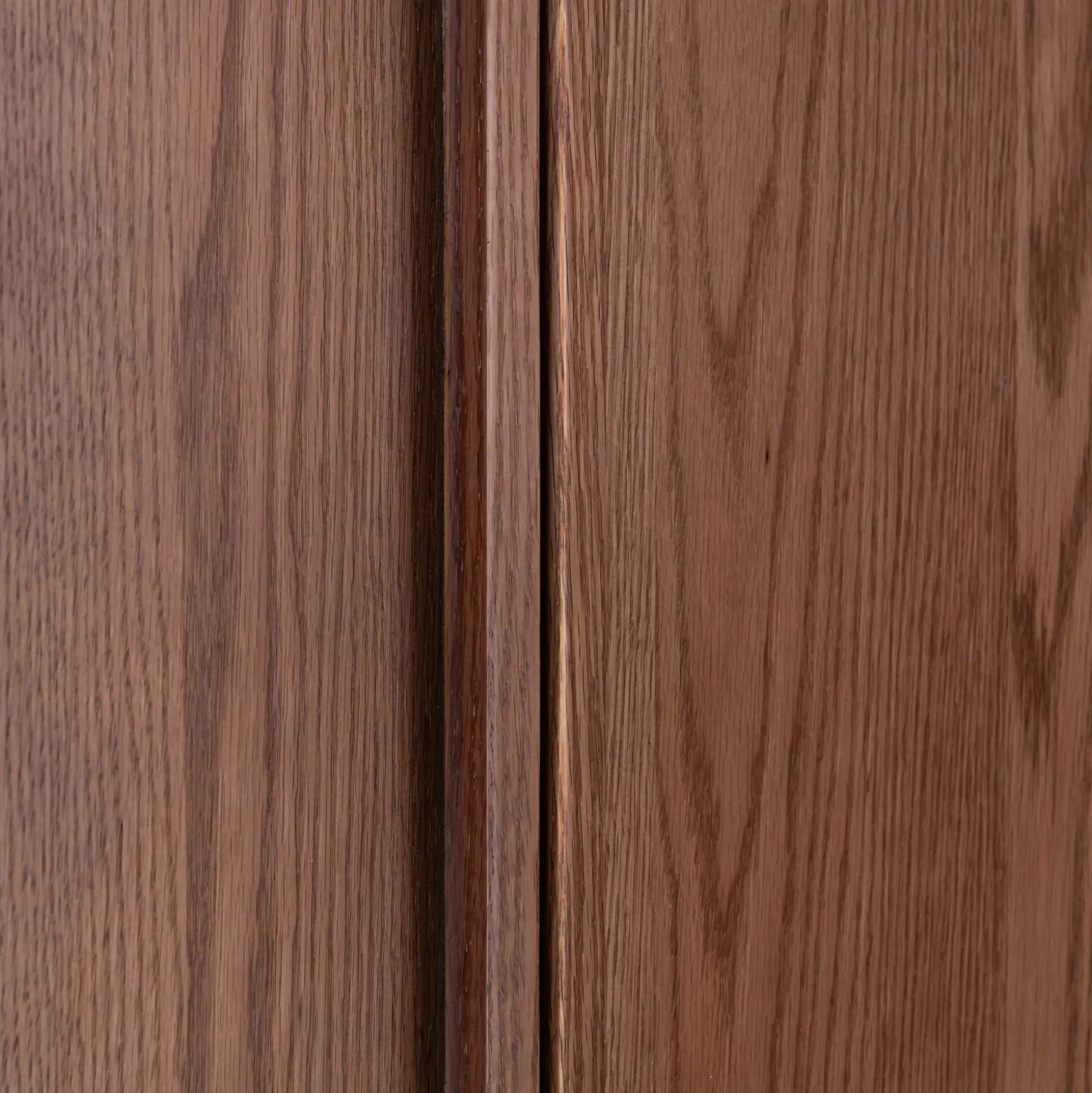 Armoire 2 portes battantes en chêne massif H192cm - bois foncé