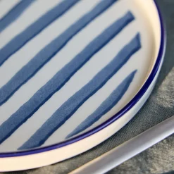 Assiette à dessert en céramique D20cm à rayures - blanc