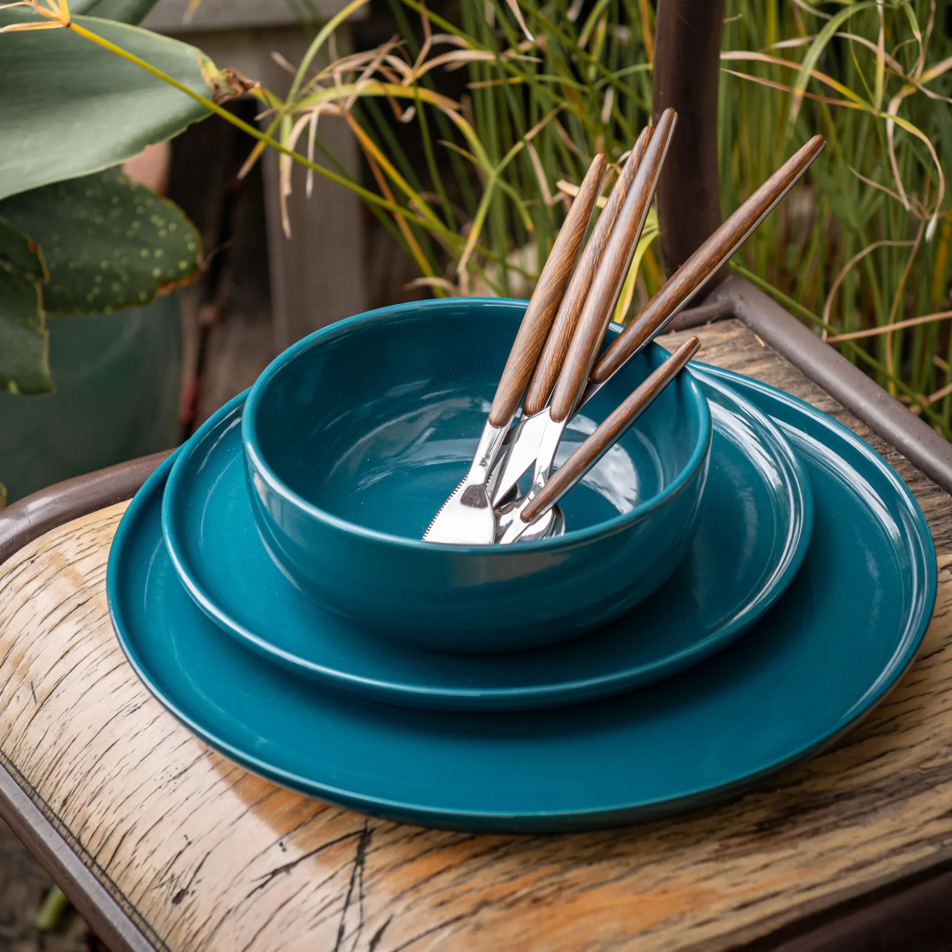 Assiette à dessert en faïence D22,3cm - bleu figuerolles