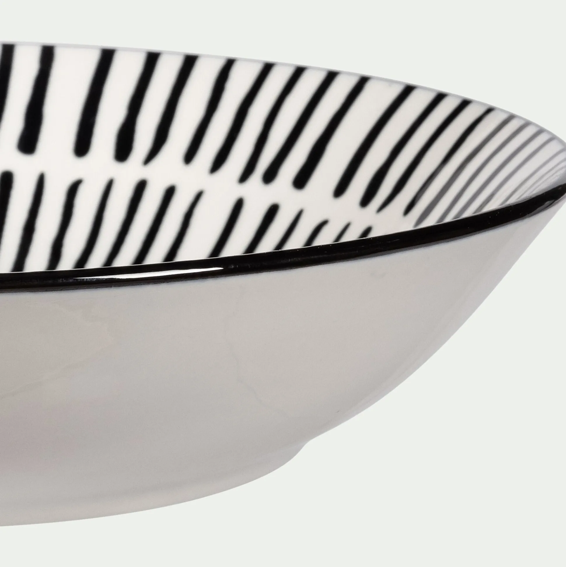 Assiette creuse en porcelaine D20cm - blanc