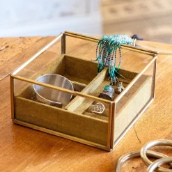 Boite en laiton et en verre 15,5x15,5x8cm - doré