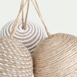 Boule de noël D10cm - naturel (modèle aléatoire)