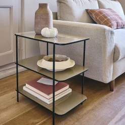 Bout de canapé en acier L30xH55cm - blanc écru