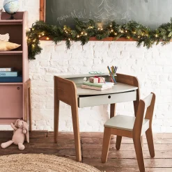 Bureau enfant en acacia - vert olivier