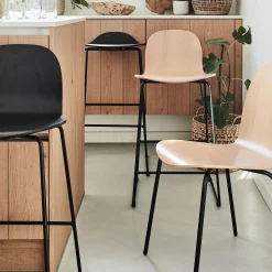 Chaise avec coque en contreplaqué moulé de hêtre - bois clair