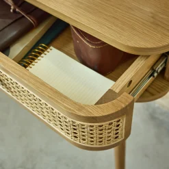 Coiffeuse 2 tiroirs en chêne et rotin - bois clair