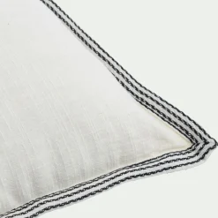 Coussin en coton finition galon 45x45cm - blanc