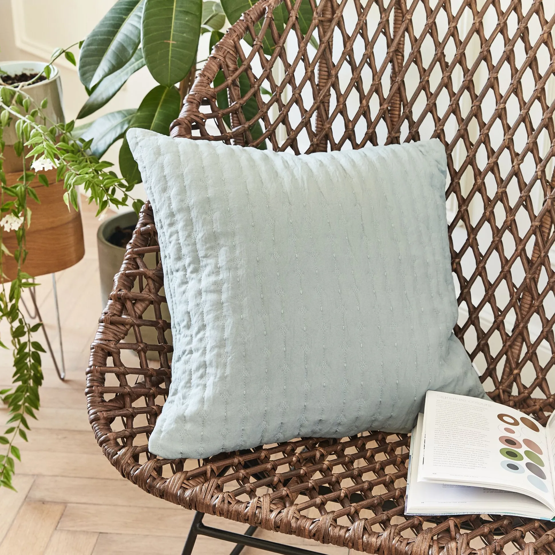 Coussin en tissu surpiqué 45x45cm - bleu calaluna