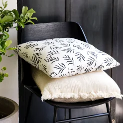 Coussin motif Aloyse en coton 45x45cm - noir et blanc