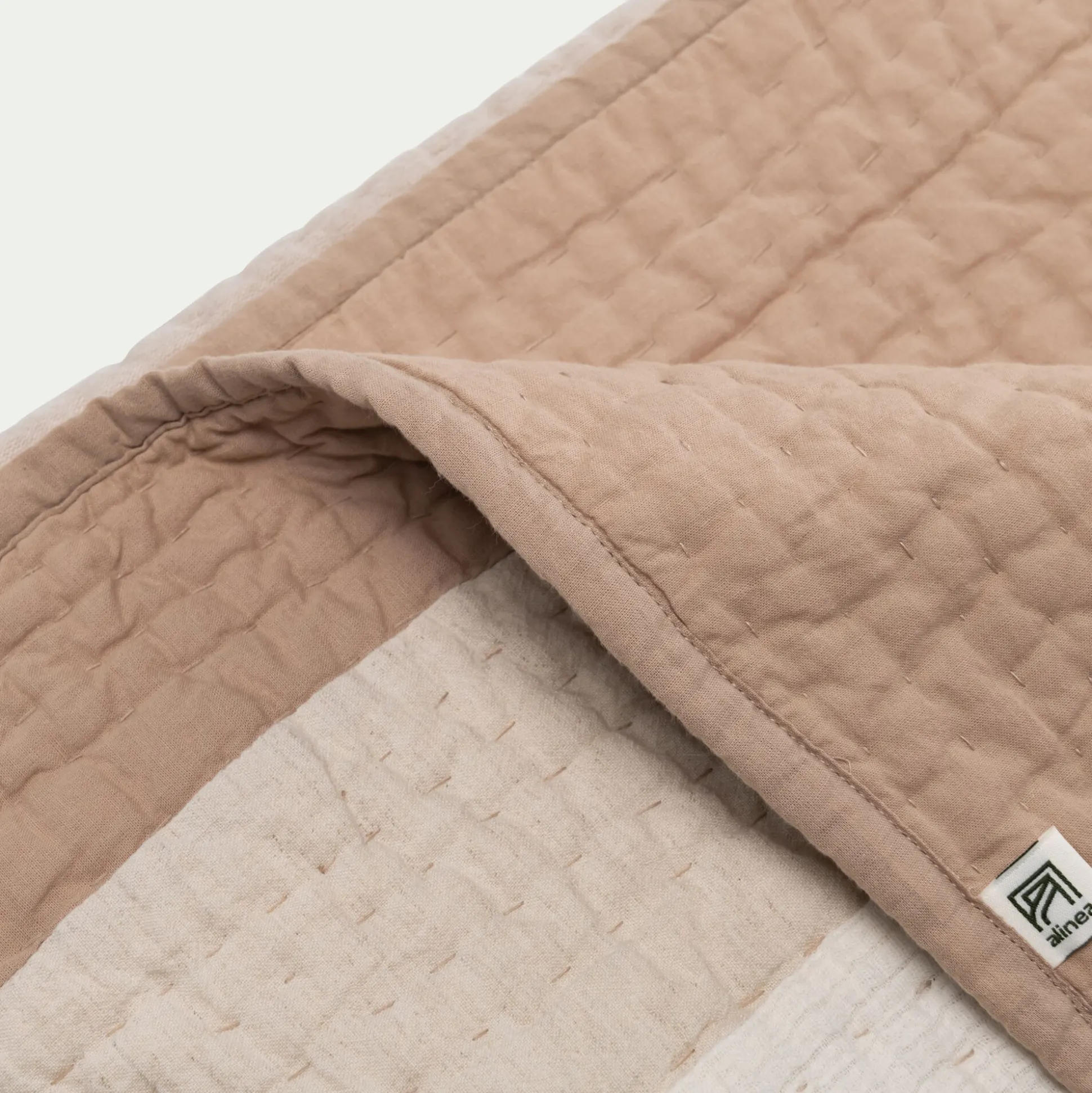 Couvre-lit patchwork en coton 230x250cm - beige