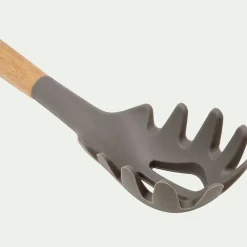 Cuillère à spaghettis en bois et silicone - brun terre ombre