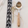 Cuillère en inox et manche en bois de hêtre - naturel