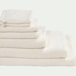 Drap de douche en bouclettes de coton bio - blanc ventoux 70x130cm