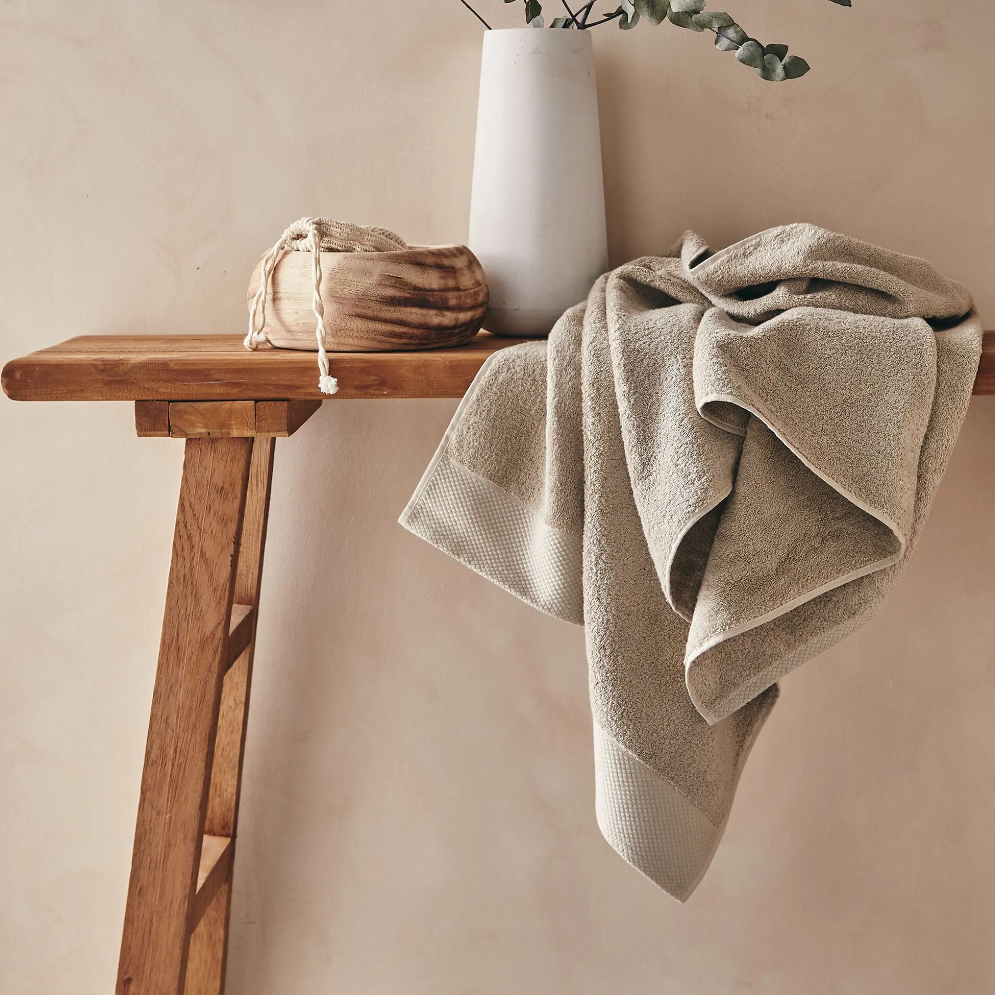 Drap de douche en coton peigné - beige alpilles 70x140cm