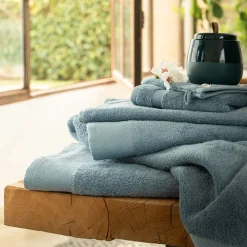 Drap de douche en coton peigné - bleu autan 70x140cm