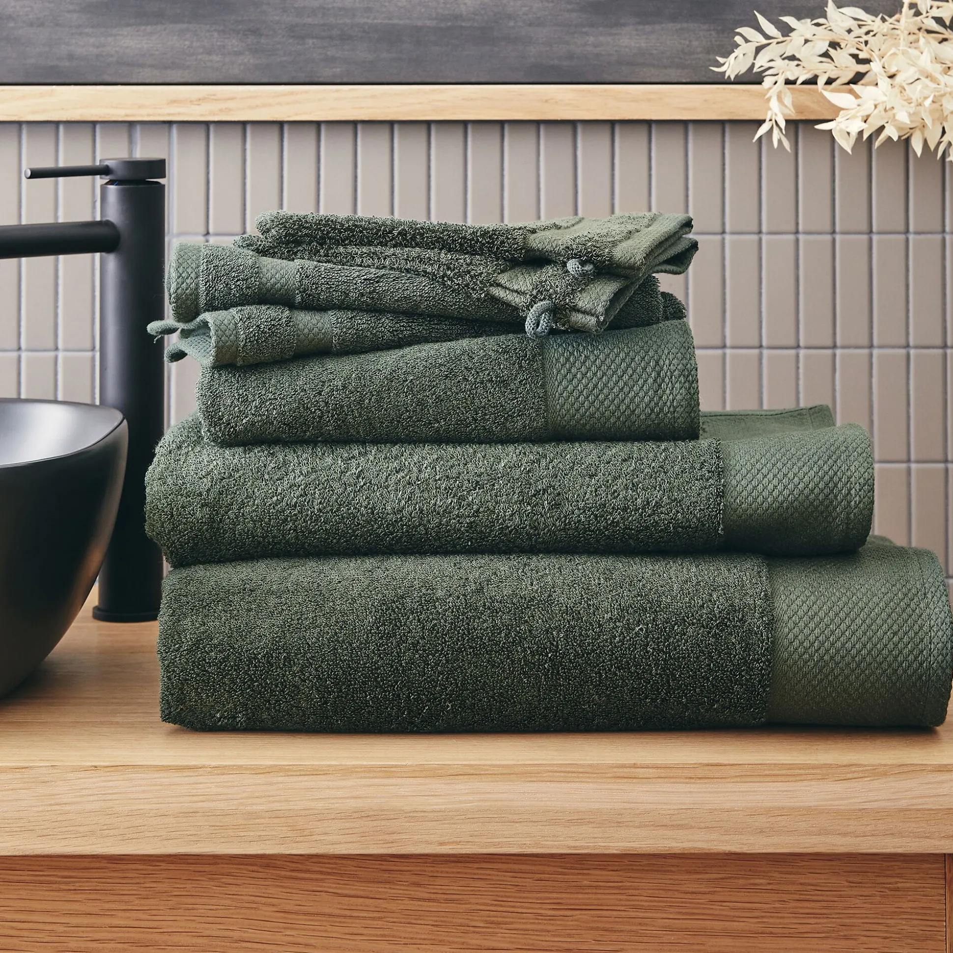 Drap de douche en coton peigné - vert cèdre 70x140cm