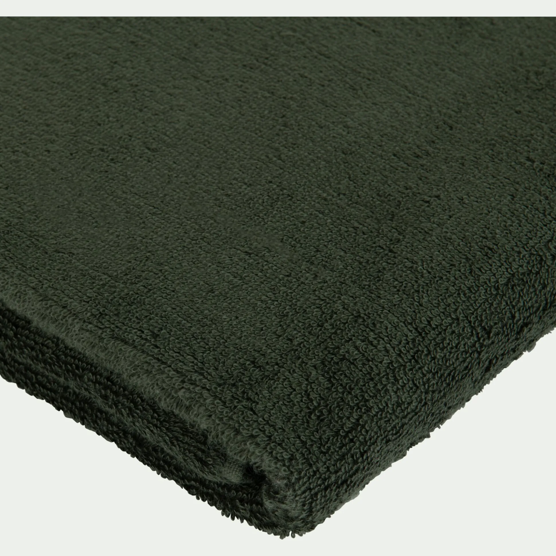 Drap de douche en coton peigné - vert cèdre 70x140cm