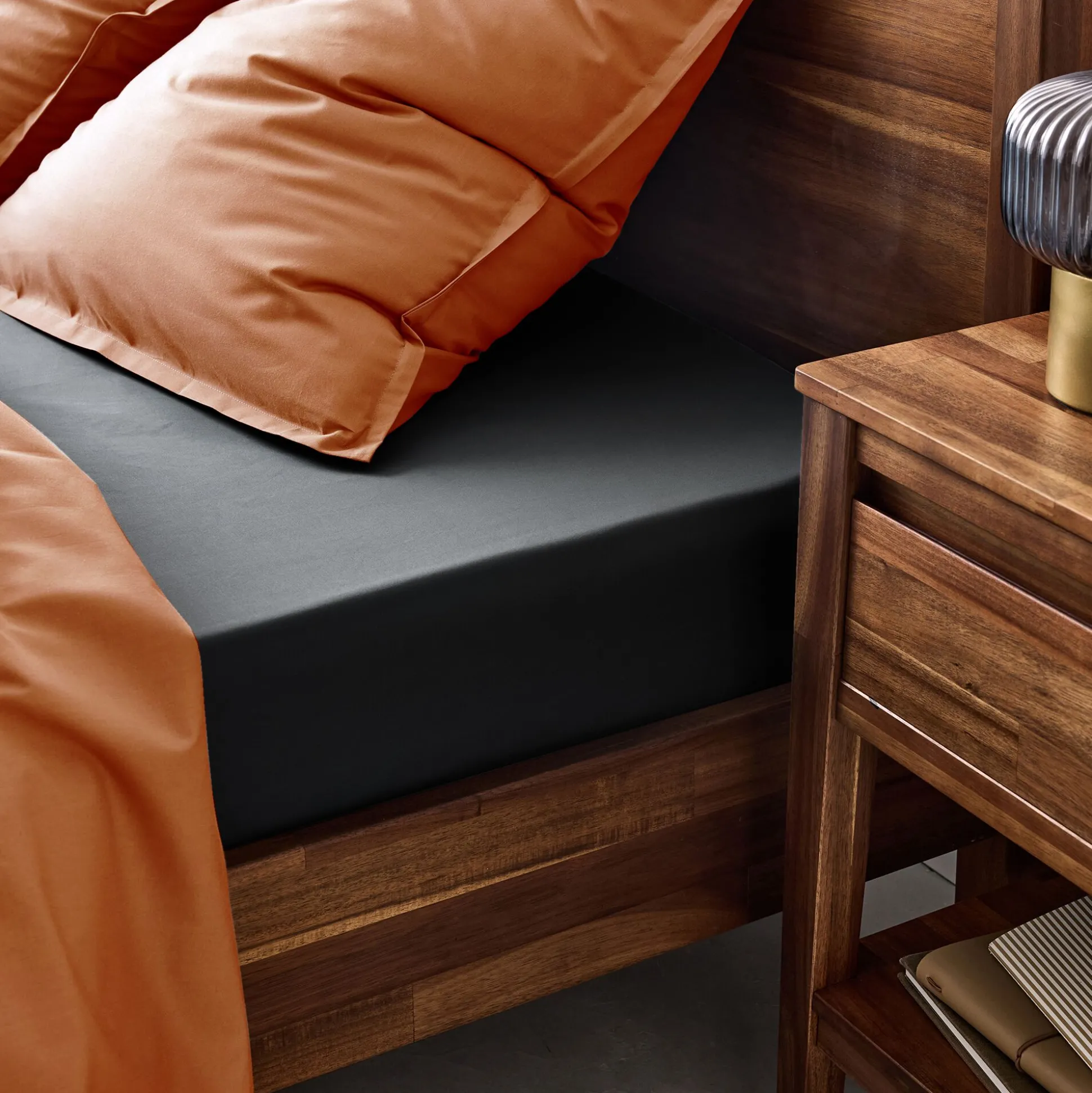 Drap housse en percale de coton 160x200cm B30cm - gris ardoise