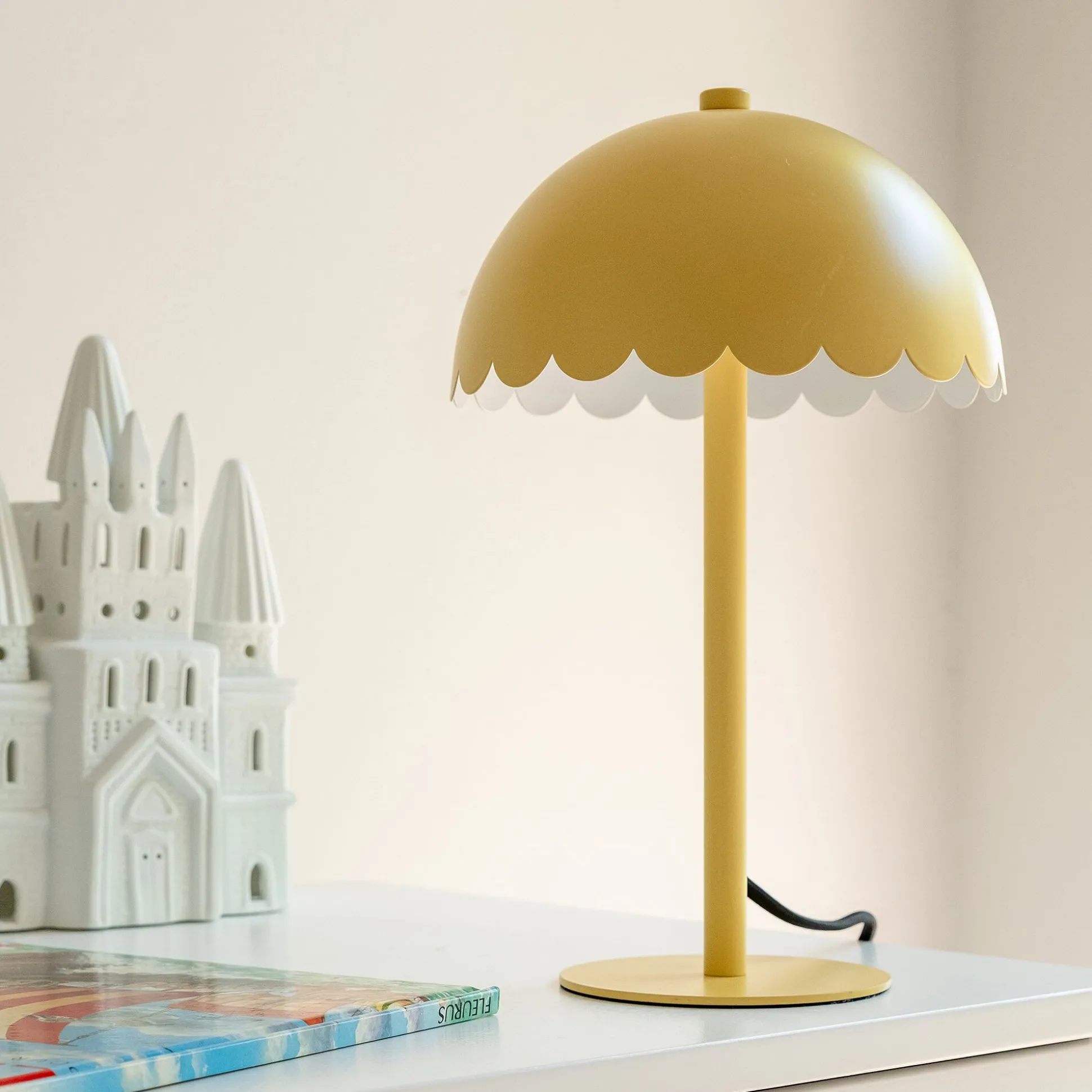 Lampe à poser électrifiée en acier H31,5cm - jaune