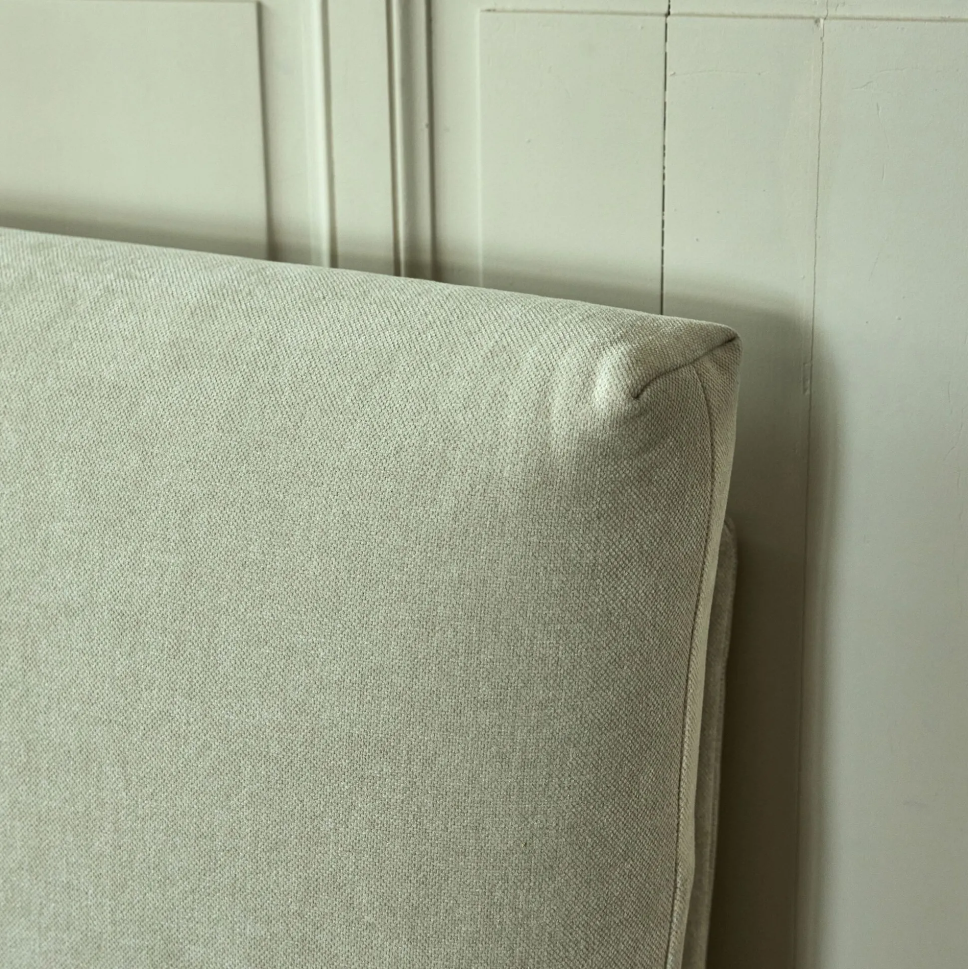 Lit 2 places avec tête de lit en tissu doux 160x200cm - blanc écru