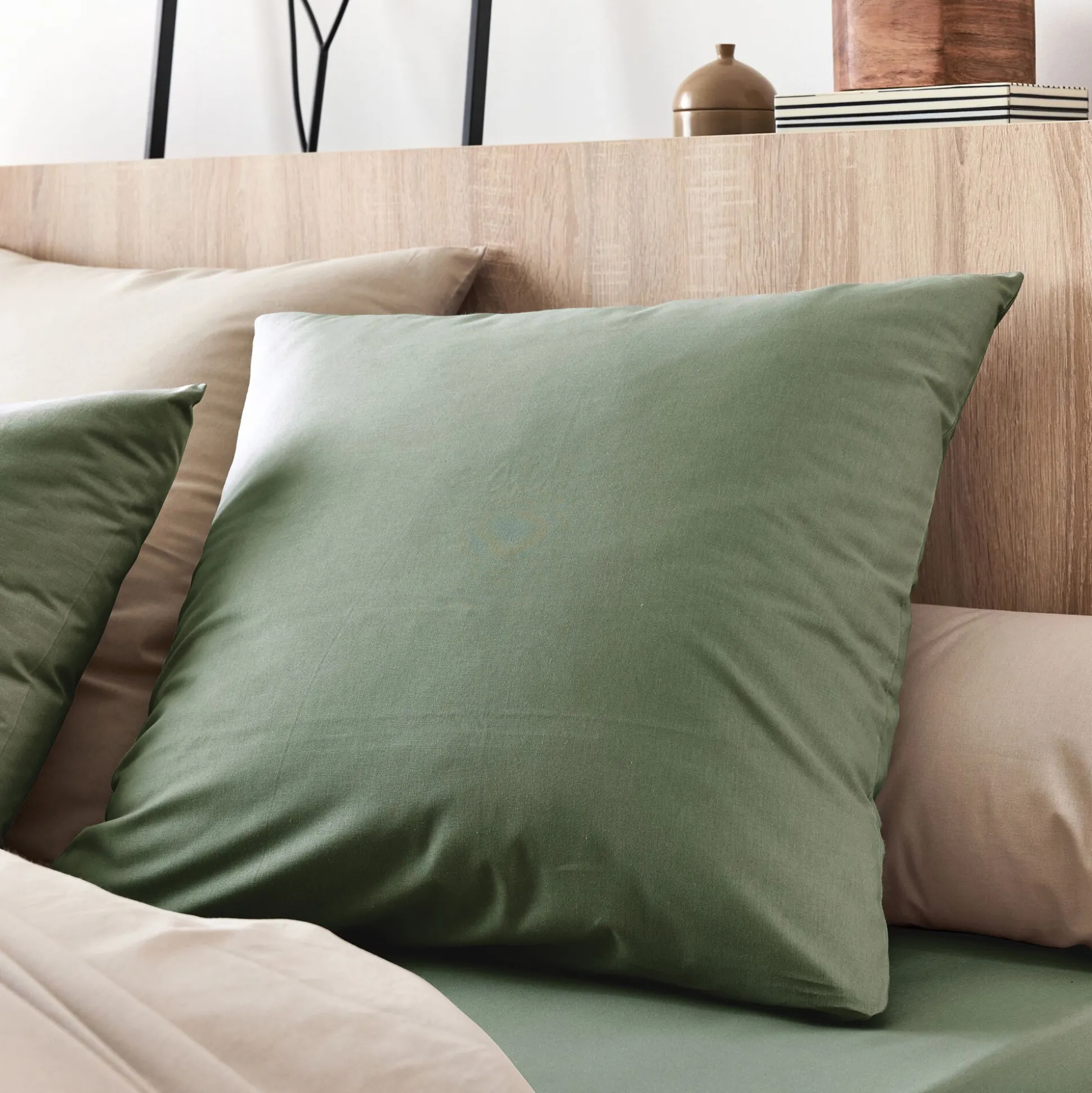 Lot de 2 taies d'oreiller en coton - vert cèdre 65x65cm