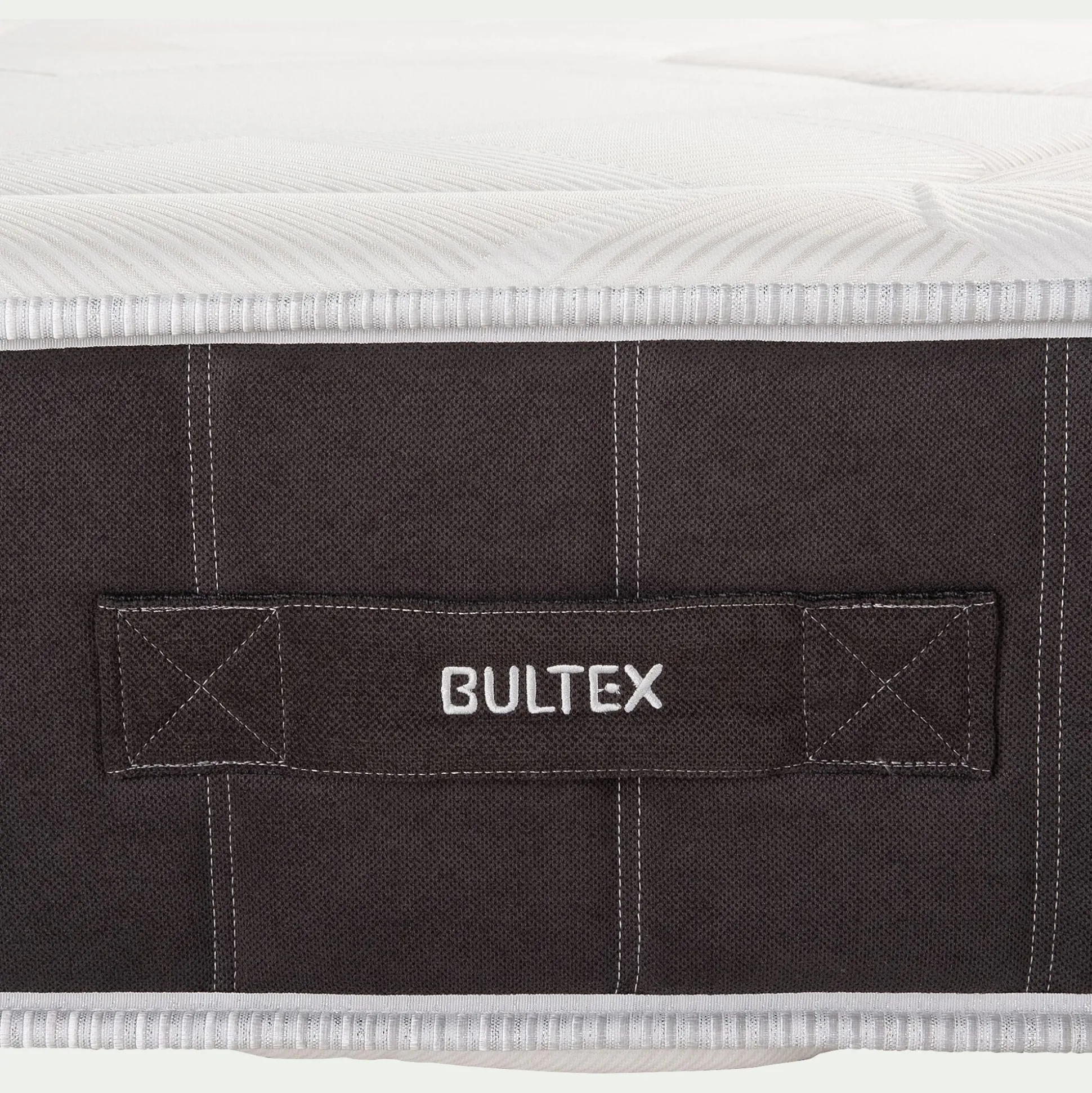 Matelas Bultex en mousse à mémoire de forme accueil enveloppant - 140x190cm