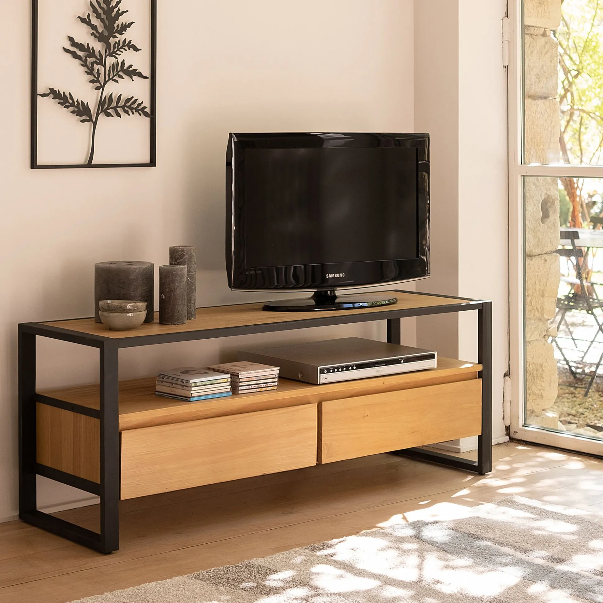Meuble TV en pin massif et métal L130cm - bois clair
