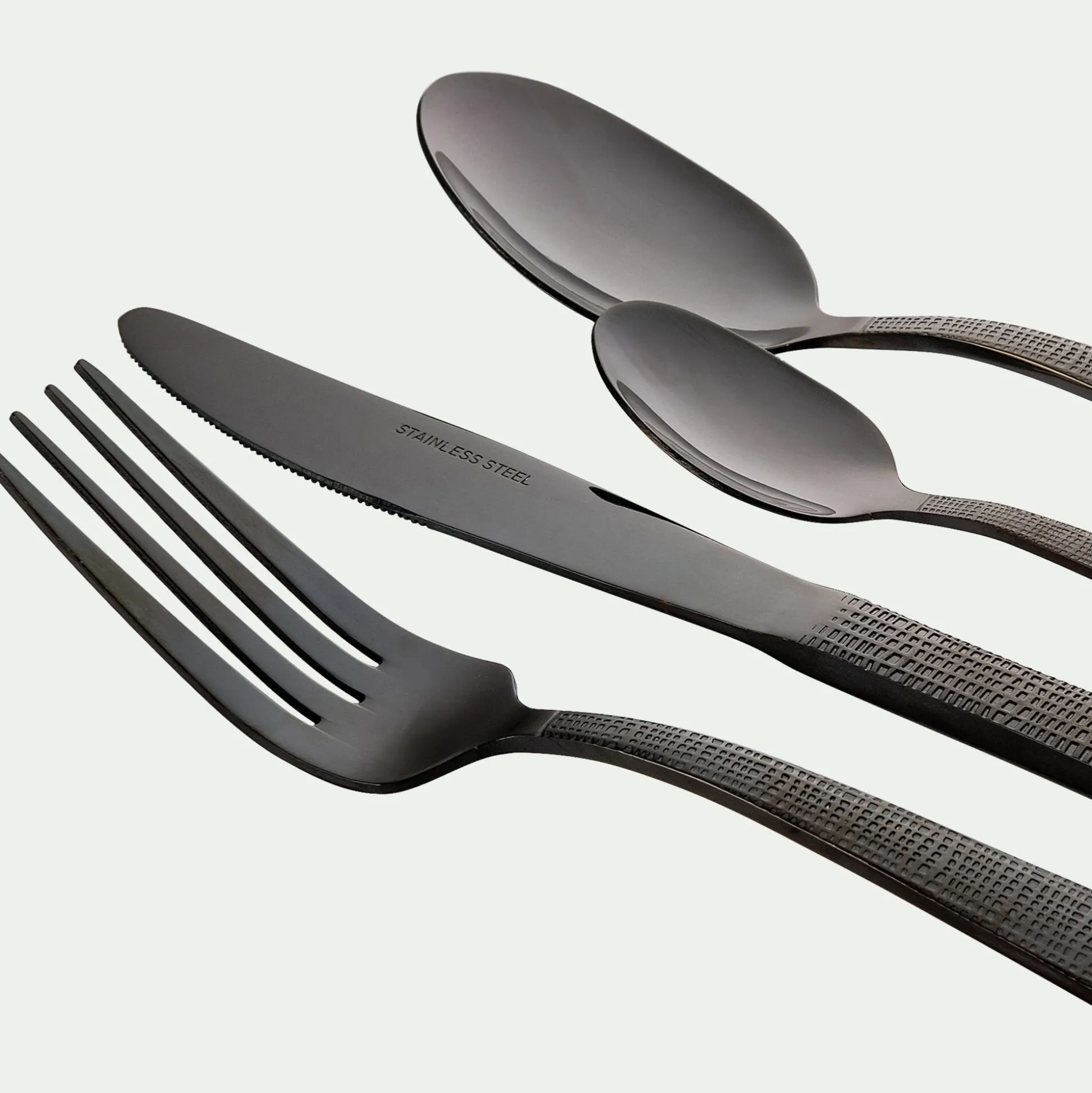 Ménagère 16 pièces en inox noir