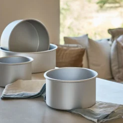 Moule à gâteau rond en aluminium D18xH10cm - argenté