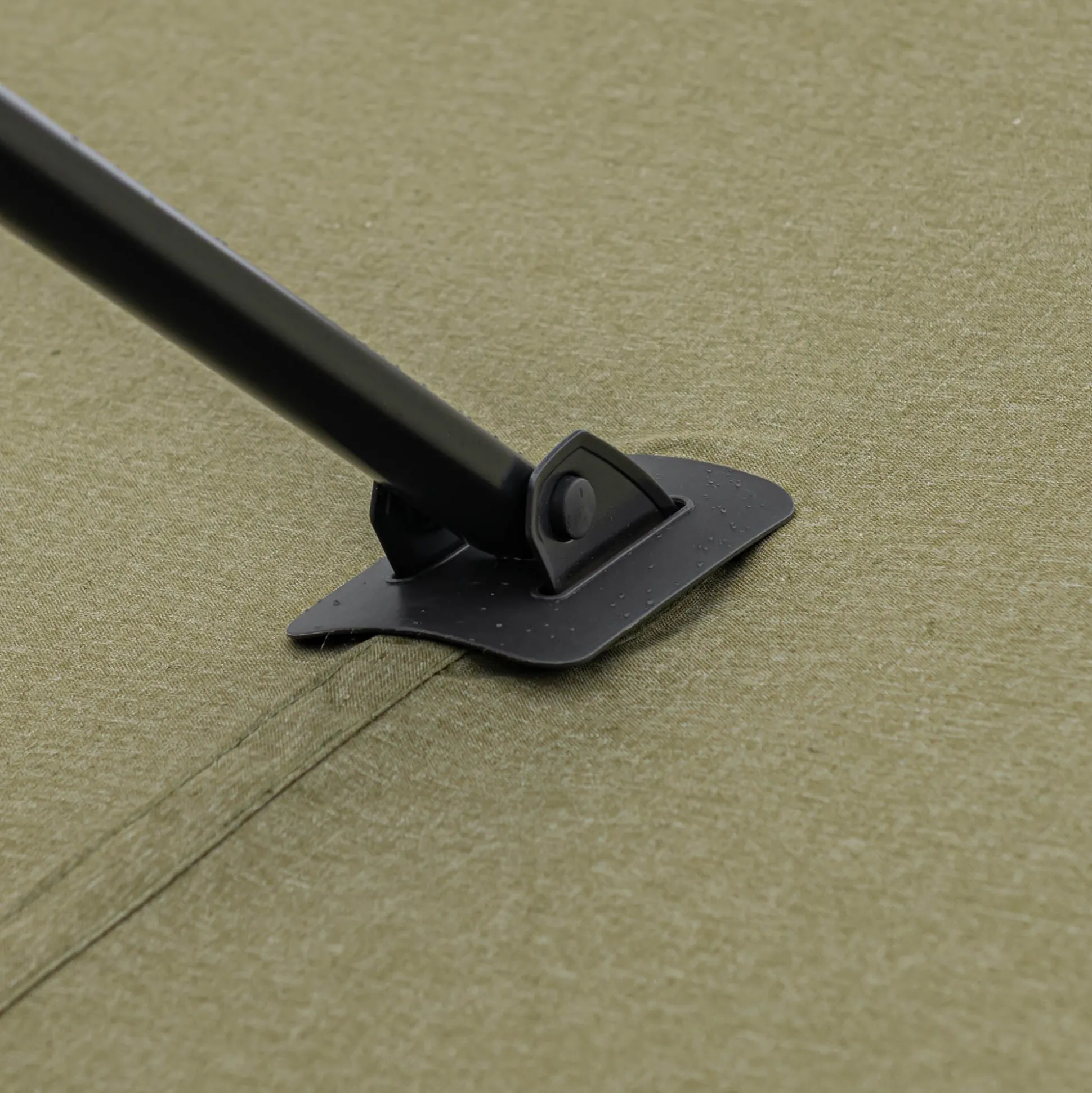 Parasol déporté en acier et tissu D300cm - vert