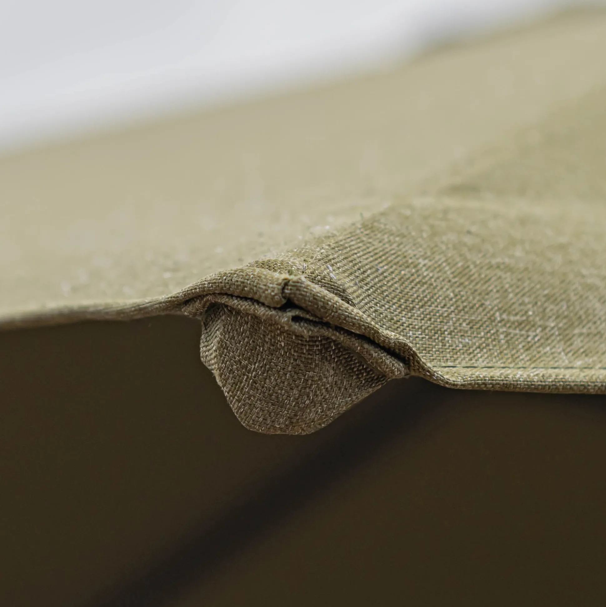 Parasol déporté en acier et tissu D300cm - vert