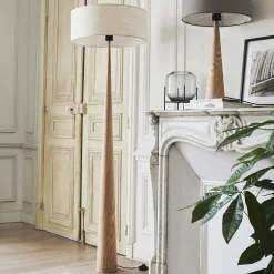 Pied de lampadaire en métal effet bois H157cm - bois clair