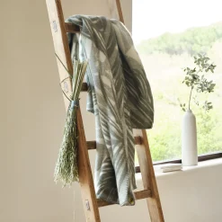 Plaid en laine à motif végétal finition point de cheval 125x170cm - vert