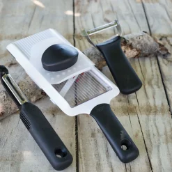 Éplucheur en inox - gris métallisé