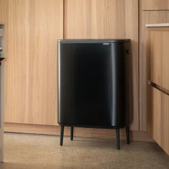 Poubelle de tri Brabantia de cuisine en acier et plastiques recyclés - noir mat 2x30L