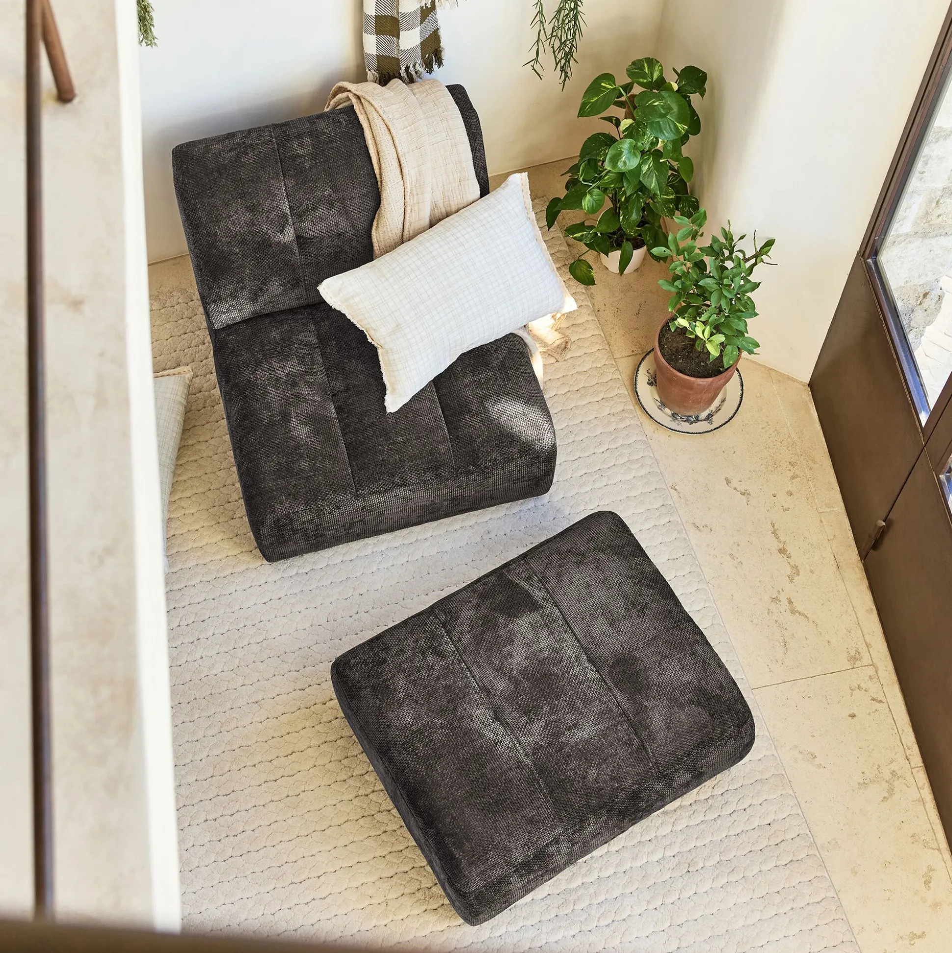 Pouf en tissu Eden - vert cèdre