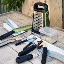 Râpe zesteur en inox - noir