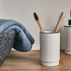 Set de salle de bain en grès - noir et blanc