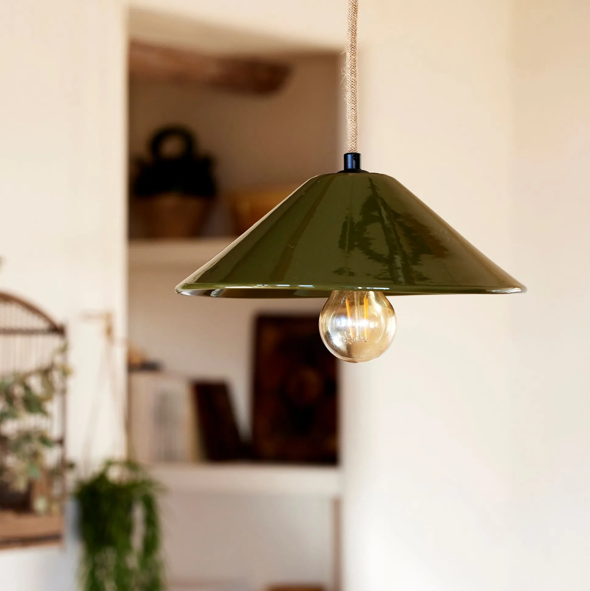 Suspension électrifiée en porcelaine D27,5cm - vert