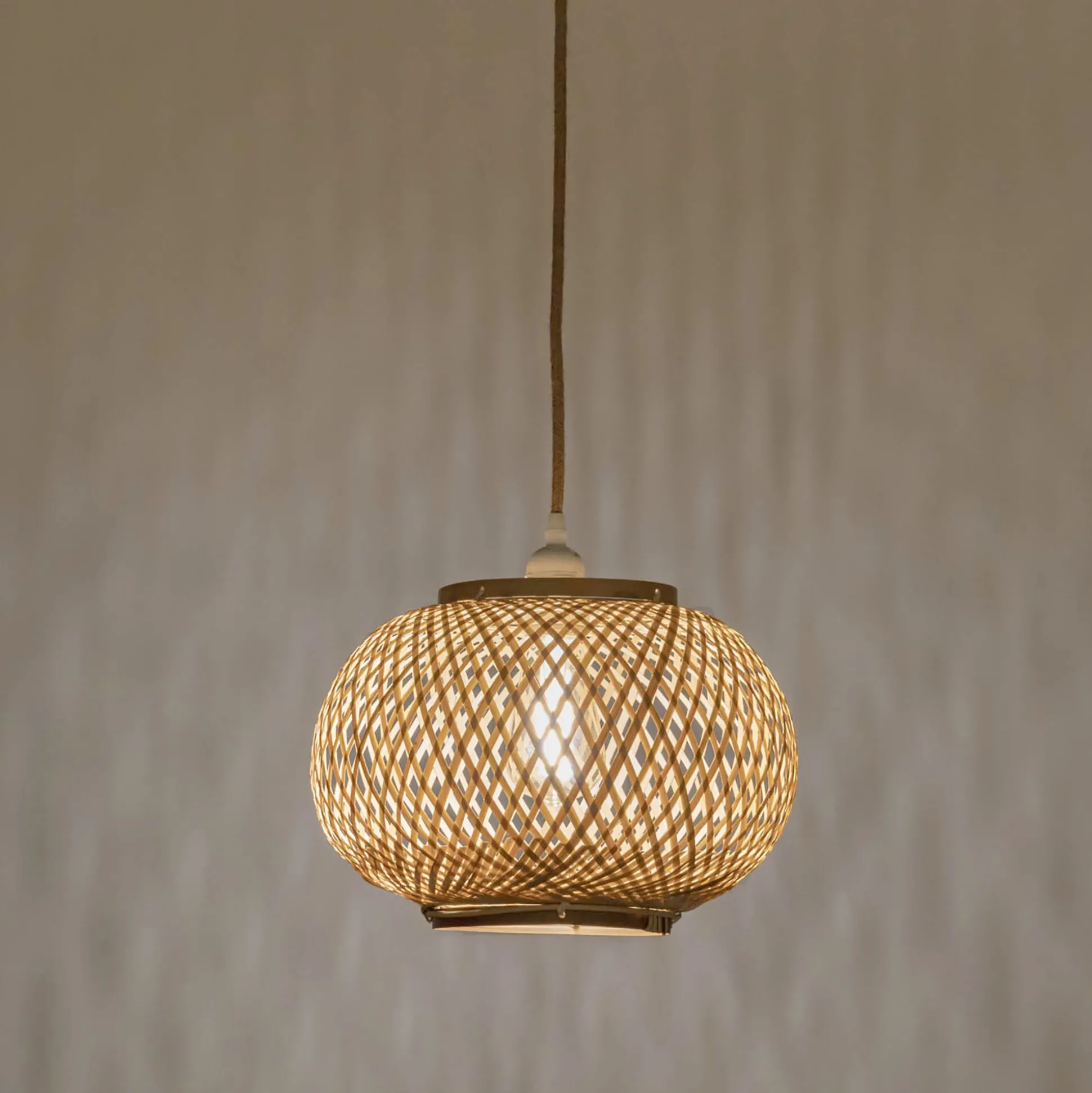 Suspension non électrifiée en bambou - D30cm