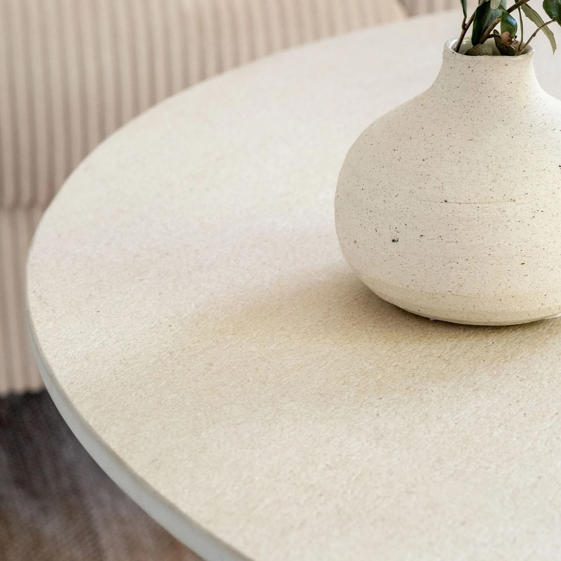 Table basse ronde en céramique et bois D80cm - beige