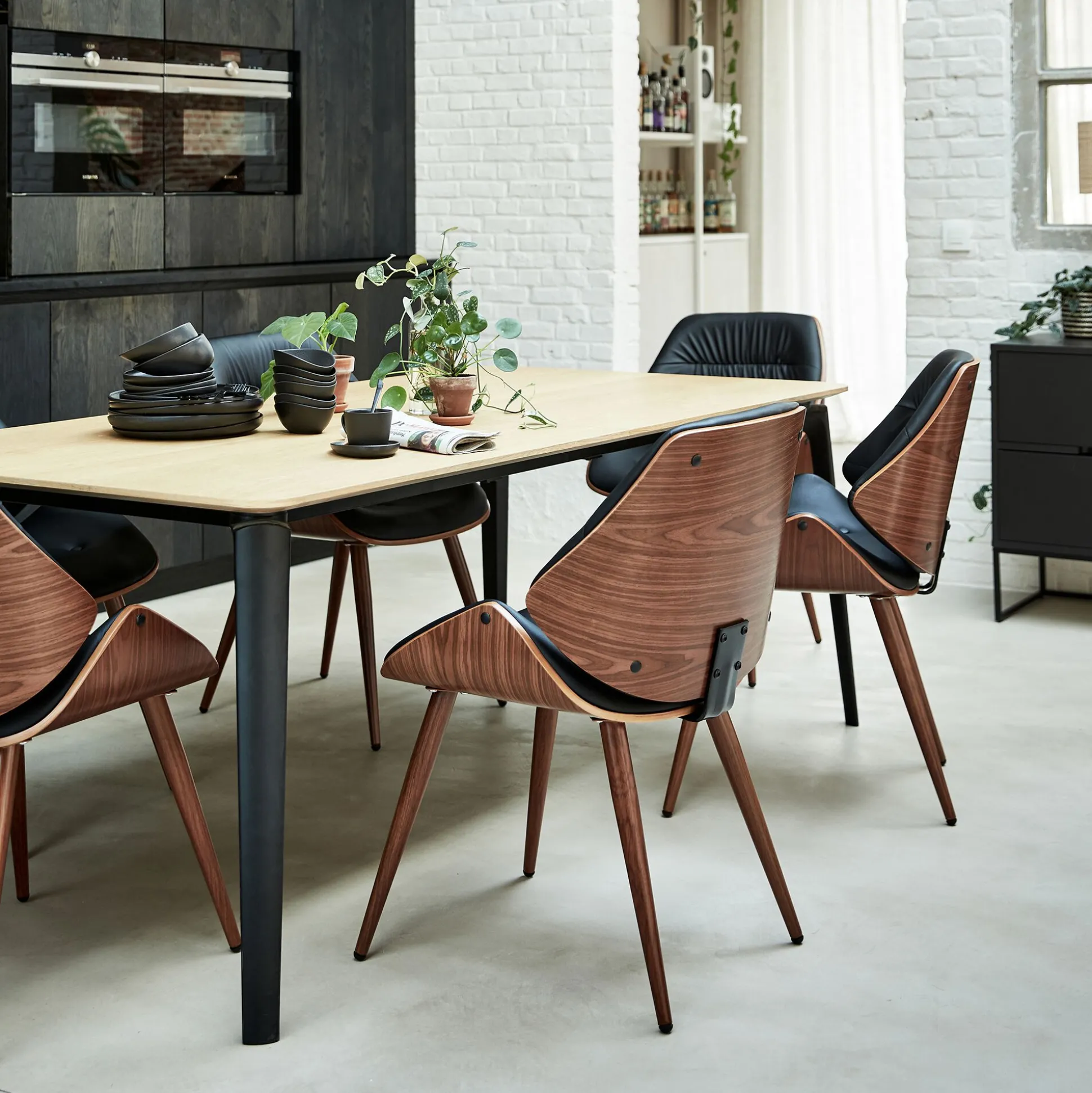 Table de repas extensible plaquée chêne - bois clair (8 à 12 places)