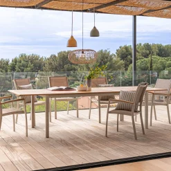 Table de repas jardin extensible en eucalyptus et aluminium - blanc écru (8 à 12 places)