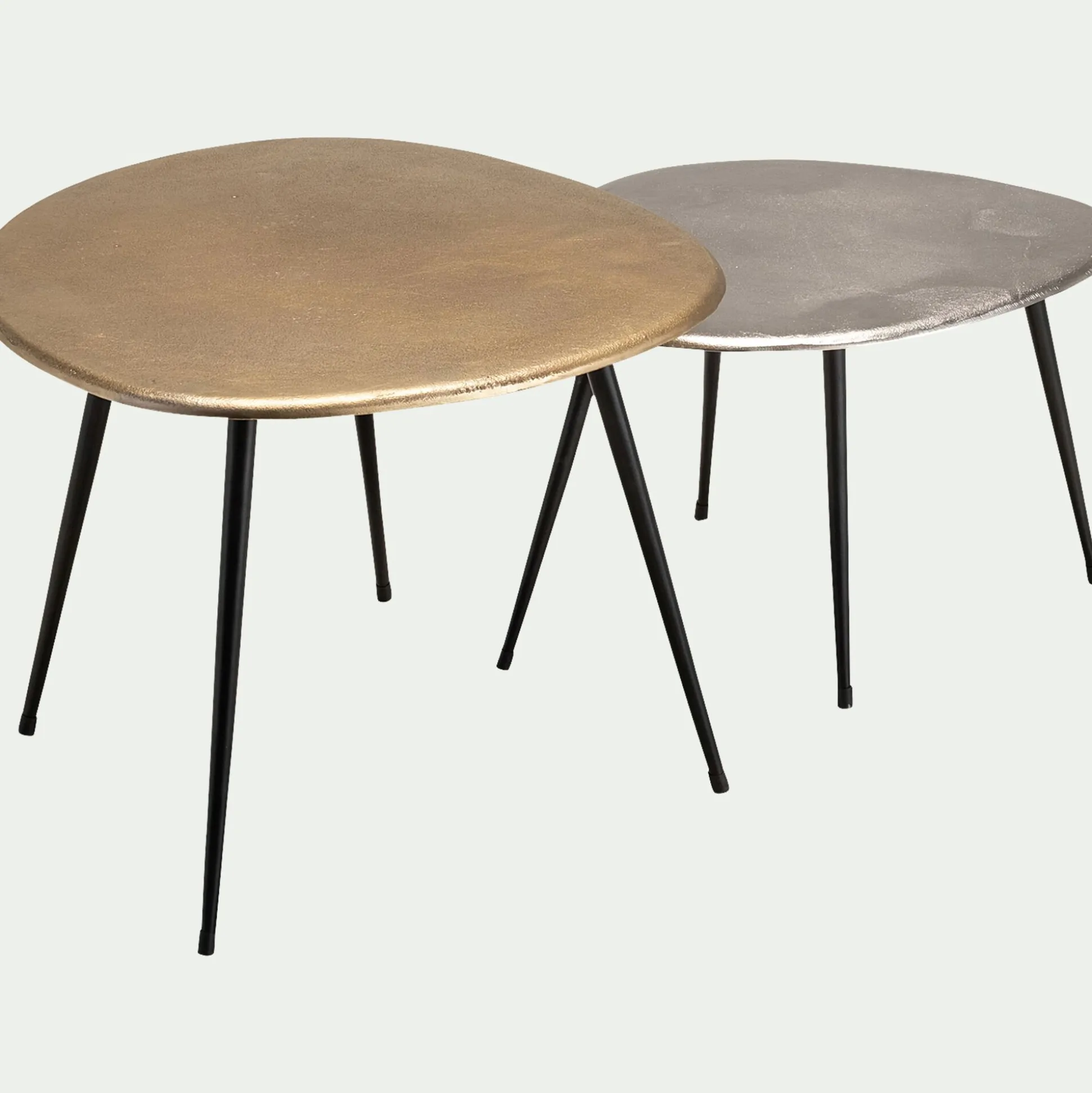 Tables gigognes en fonte d'aluminium - Doré