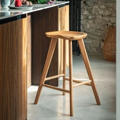 Tabouret haut en chêne massif H66cm - bois clair