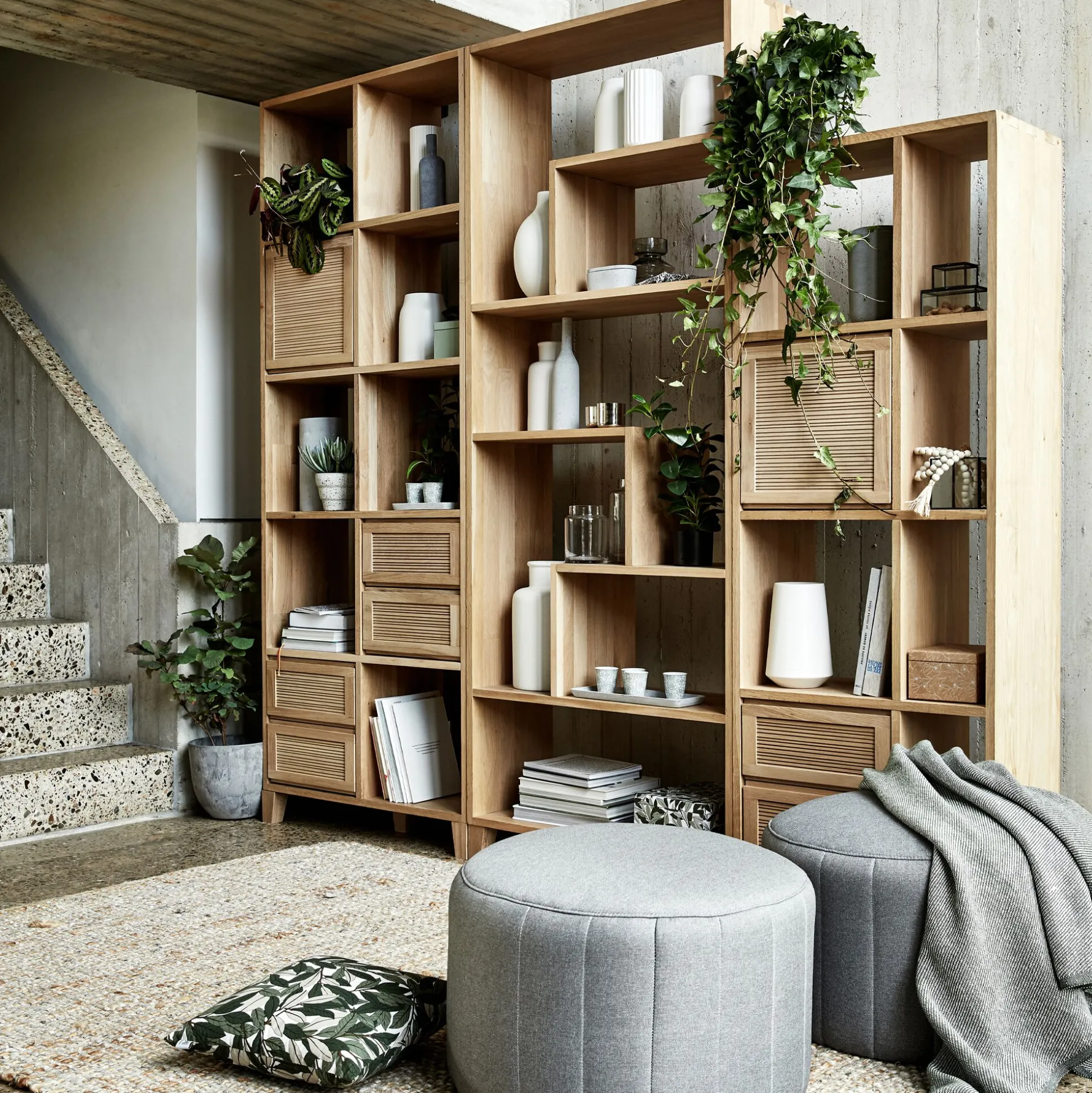 Étagère 10 cases en chêne