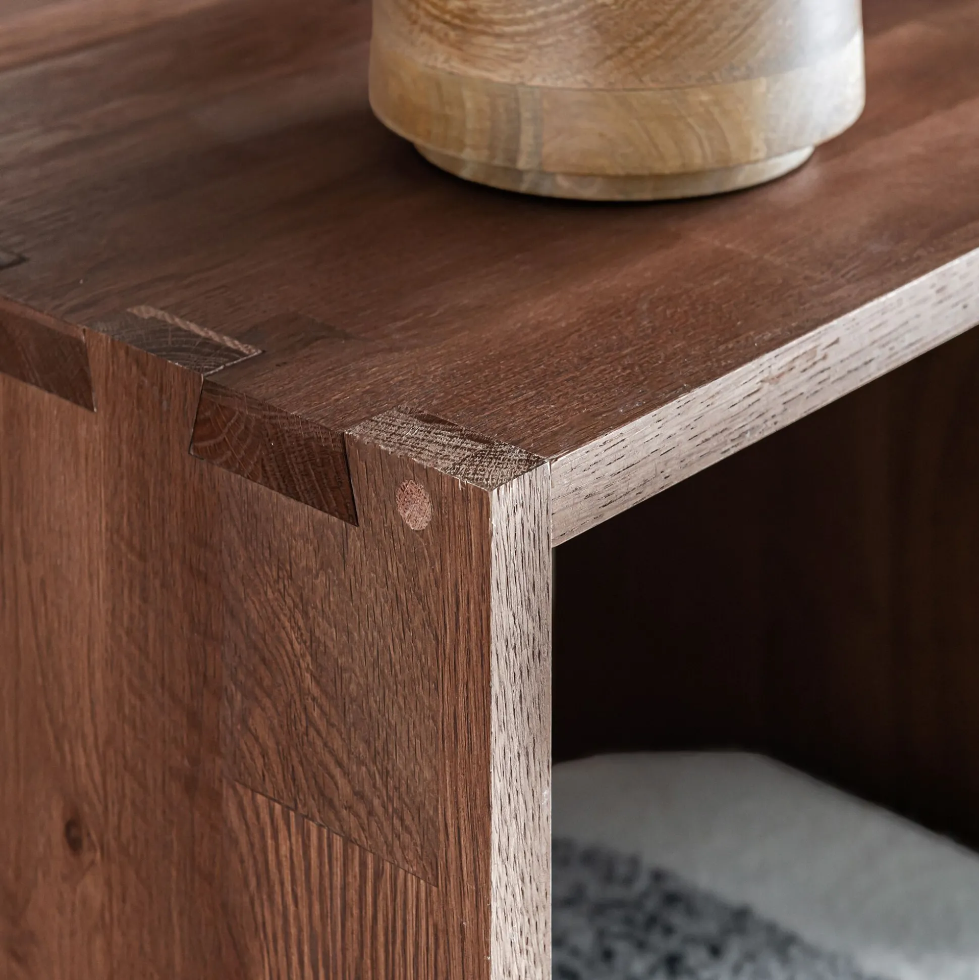 Étagère 5 tablettes en chêne massif - bois foncé