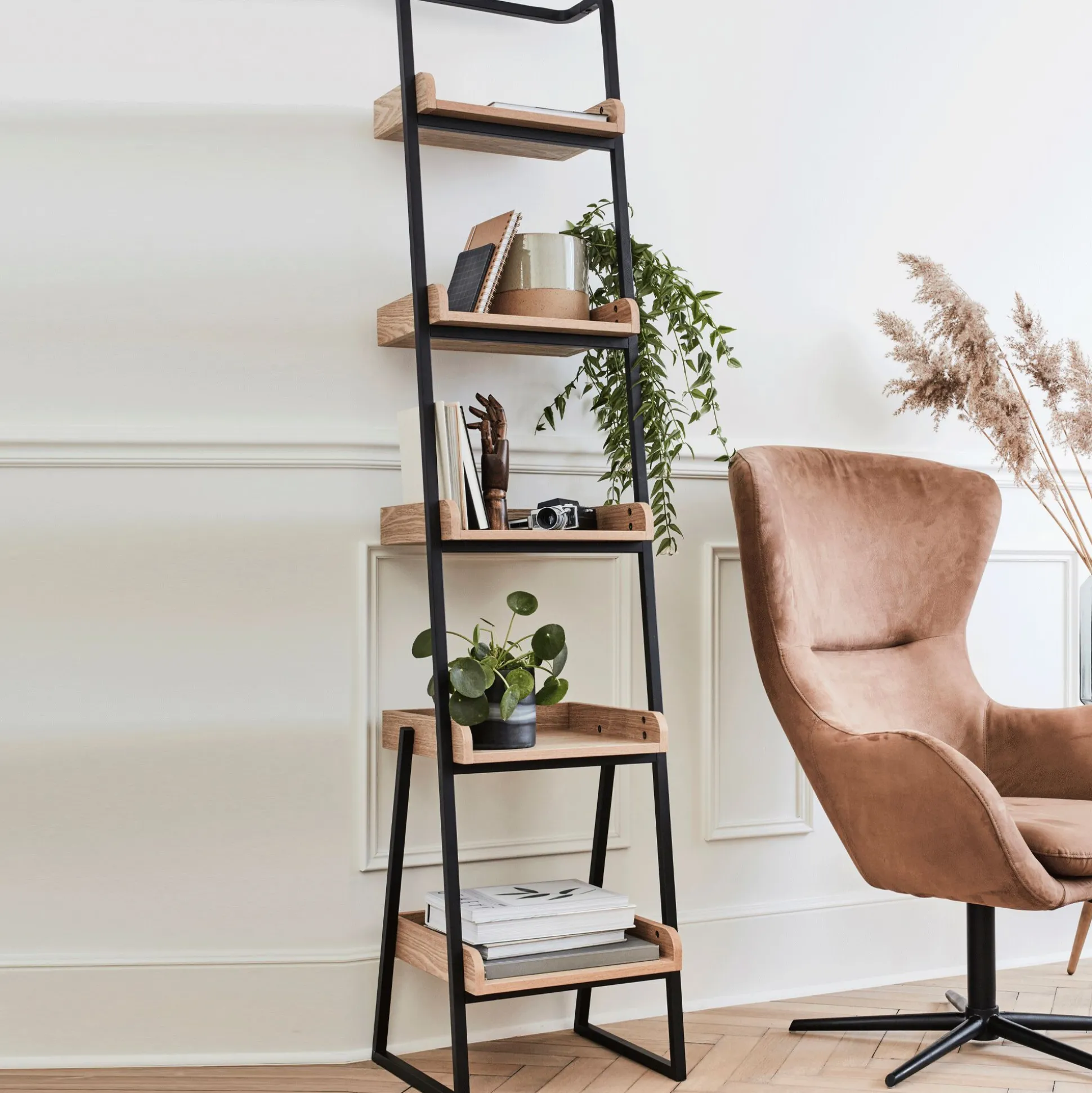 Étagère 5 tablettes plaquée frêne et métal noir L40cm - bois clair