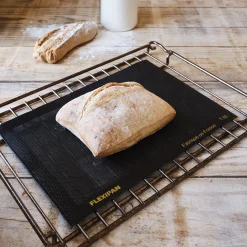 Tapis de cuisson boulangère en fibre de verre et silicone 29,5x42cm - noir