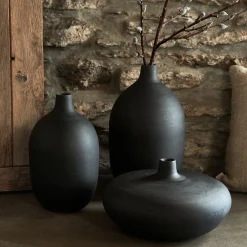Vase boule en polystone H16,5cm - noir
